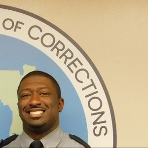 Meet your Posher, Dj